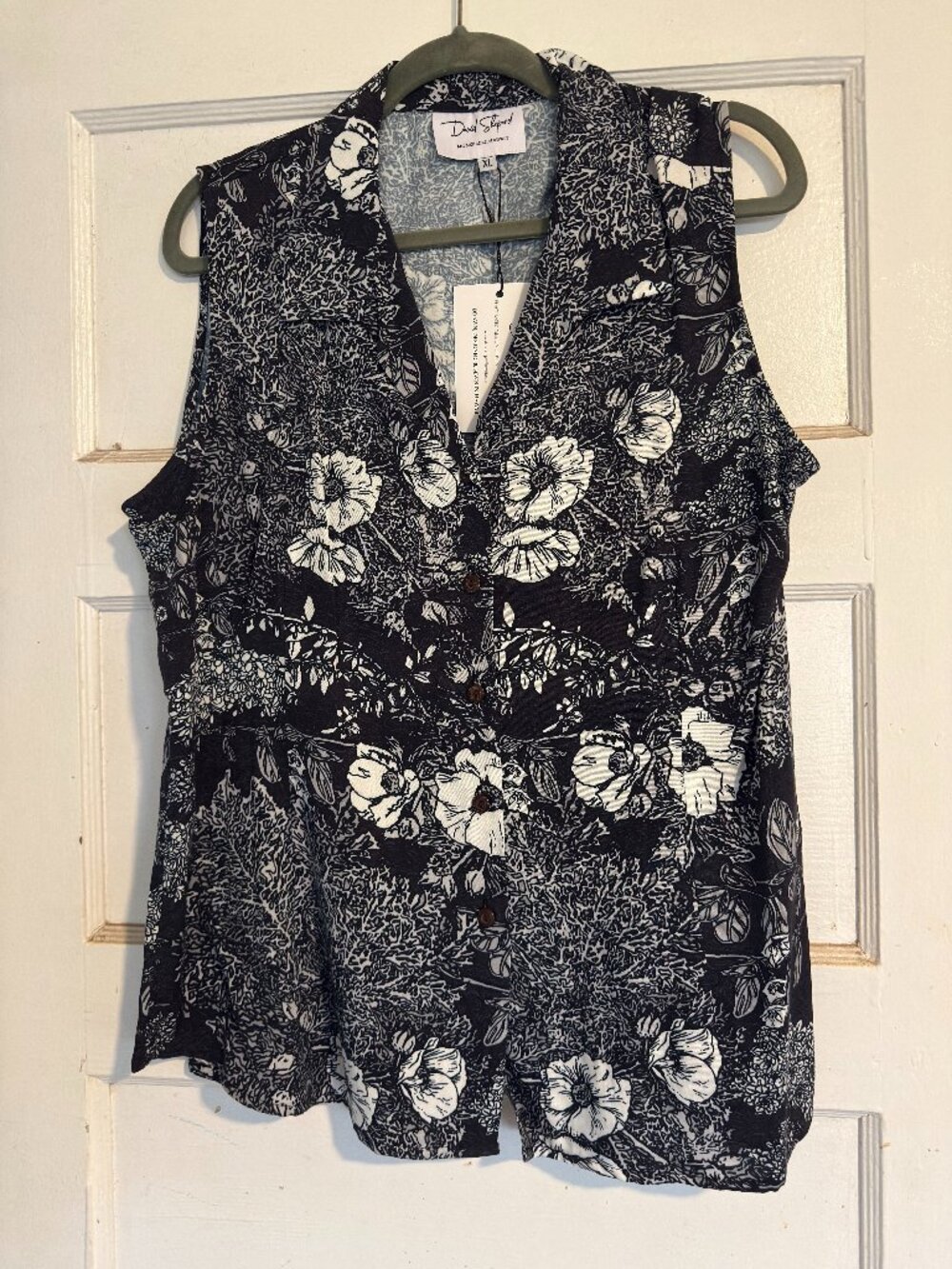 David Shepard Hawaiian Blouse Puakala Flower